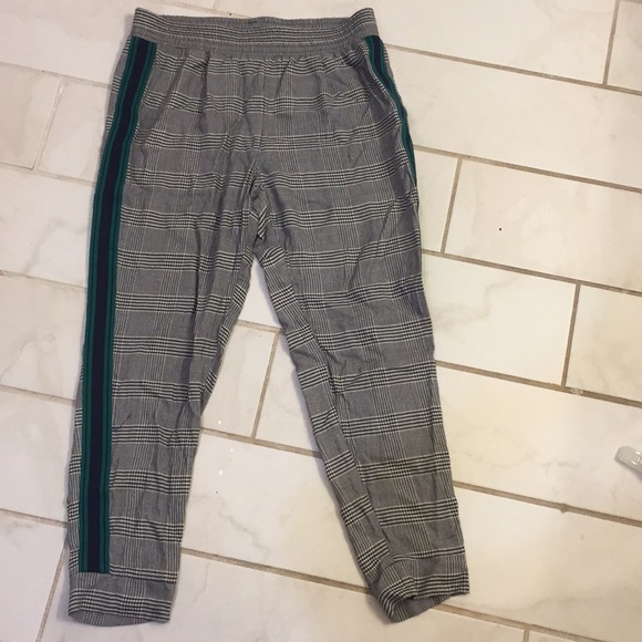 Zara Pants - Zara cloth pant with racer stripe!!